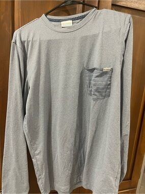 Columbia Long-Sleeve Crewneck Pocket Tee in Heather Blue